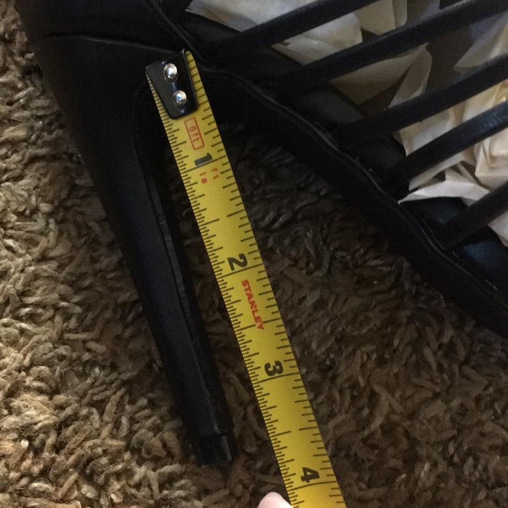 black caged heels - Picture 5 of 5